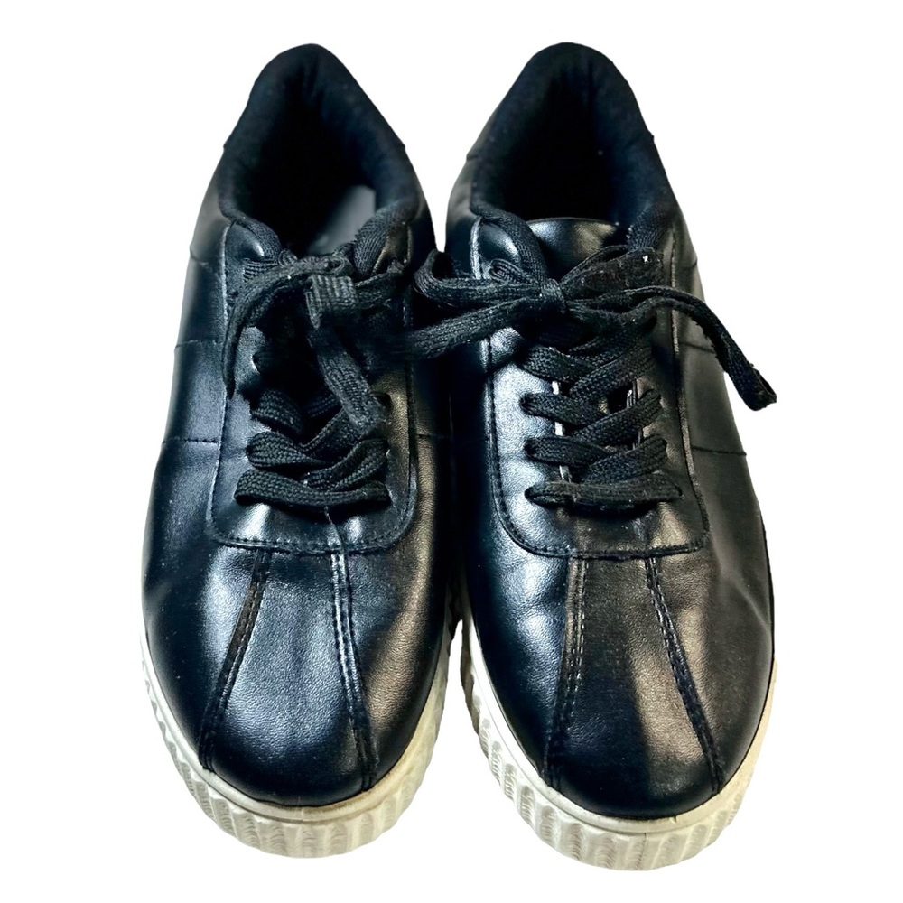 Women’s Qupid Black Fashion Athletic Sneakers Faux Leather Size 8.5
